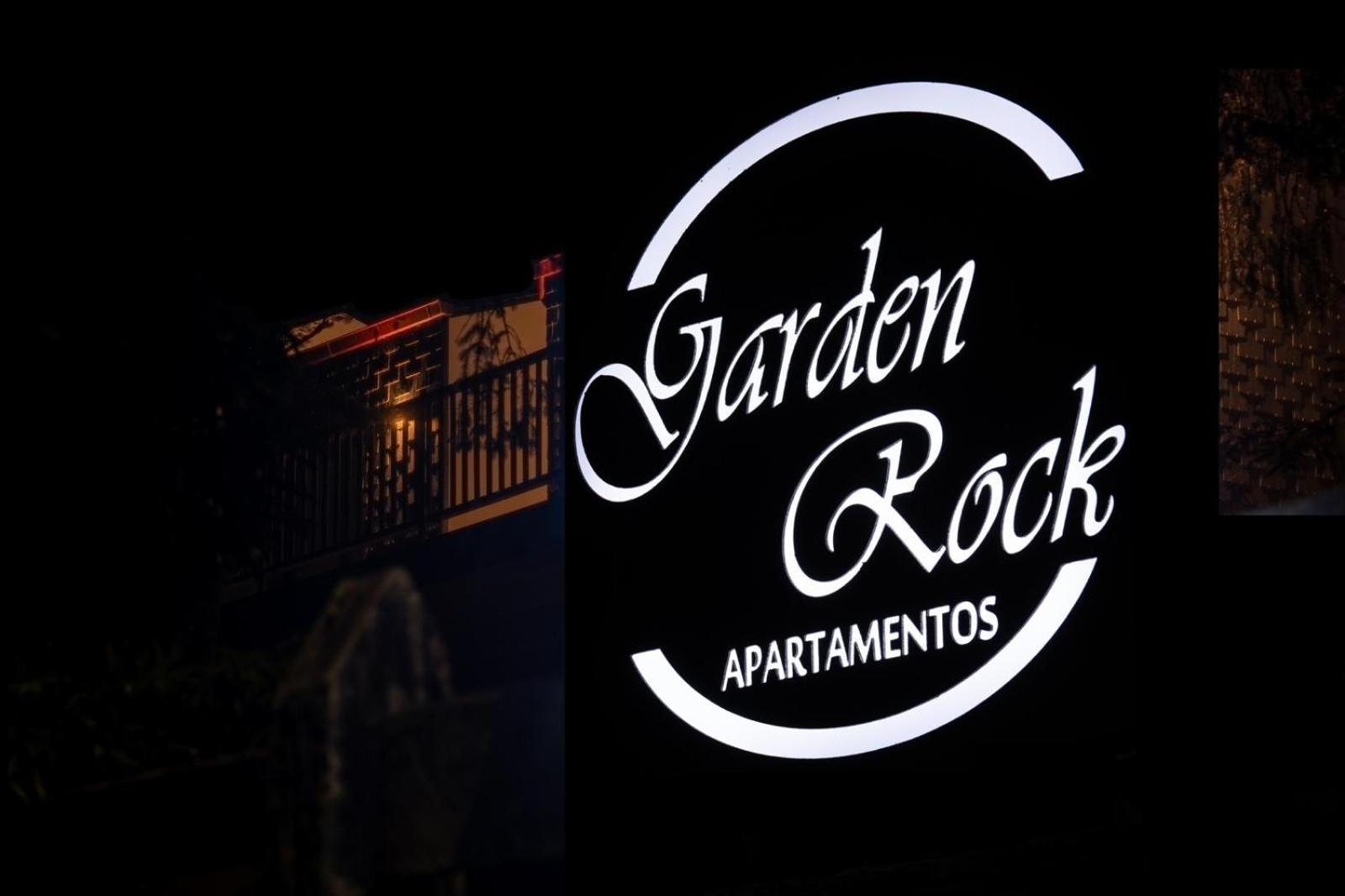Apartamentos Garden Rock Toñanes 外观 照片